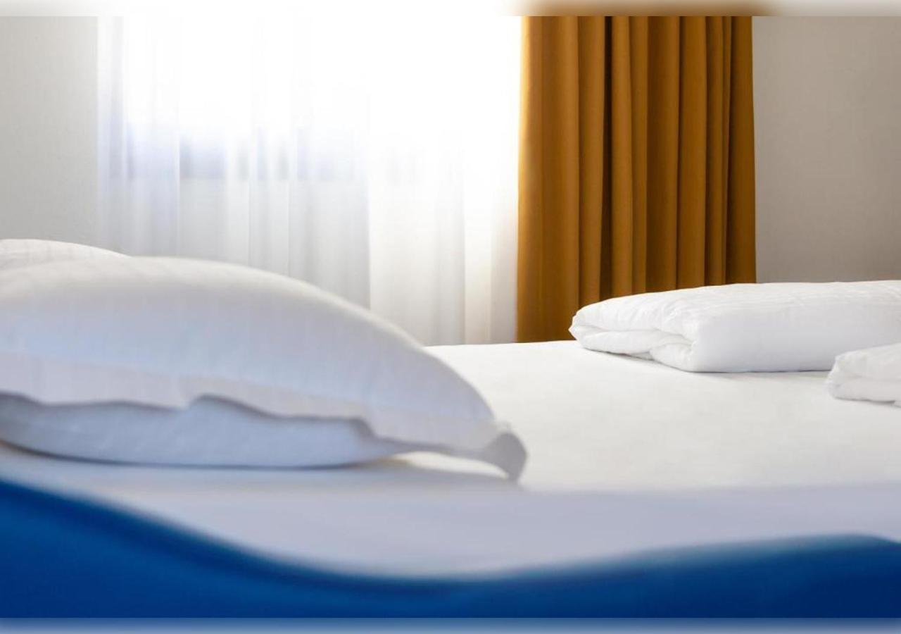 Hi Hotels Riva Del Garda Buitenkant foto